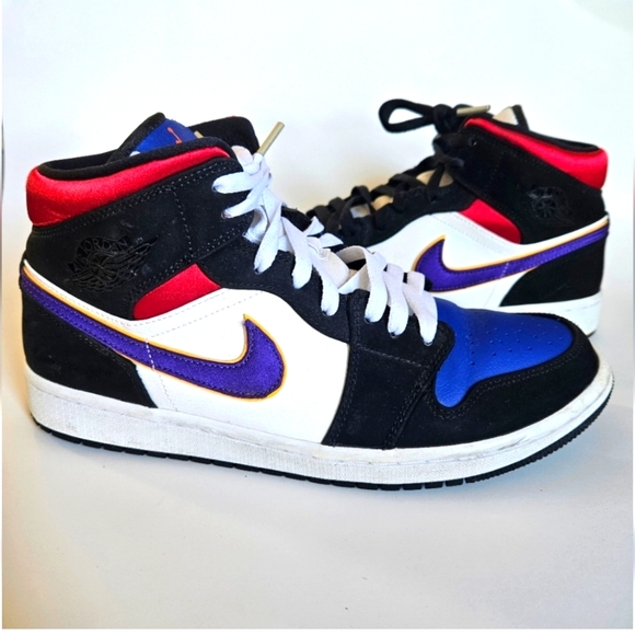 Air Jordan 1 Mid Lakers Sneakers Top 3 Rivals